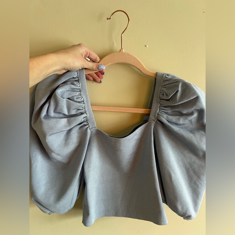 NWOT Zara Gray / blue Puff Sleeve crop top Blouse